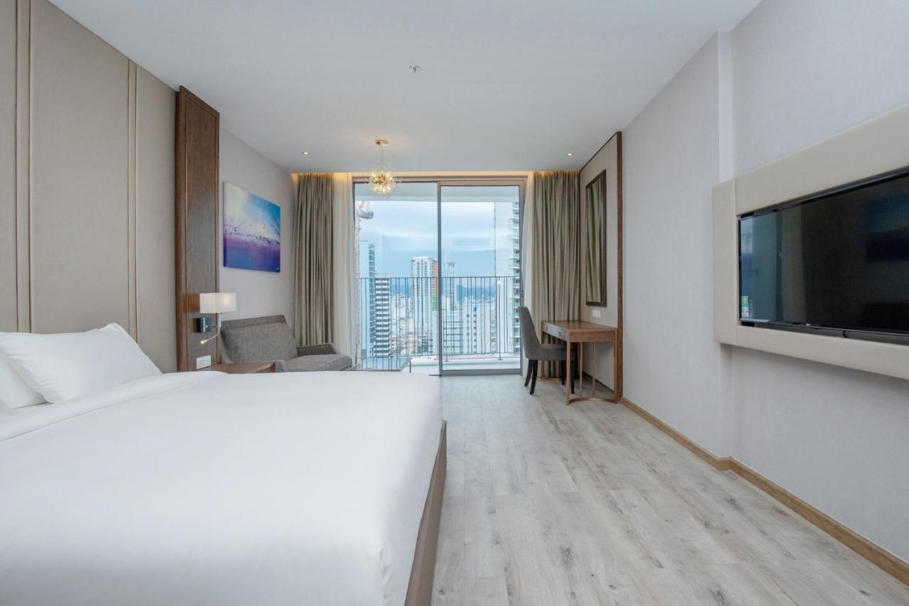 Oceandream Panorama Luxury Suites Нячанг Экстерьер фото