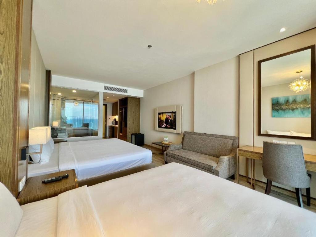 Oceandream Panorama Luxury Suites Нячанг Экстерьер фото