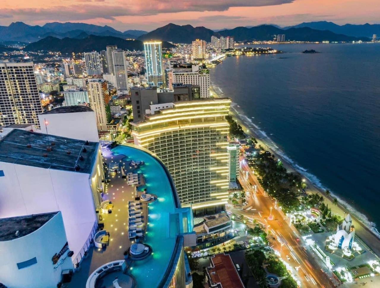 Oceandream Panorama Luxury Suites Нячанг Экстерьер фото